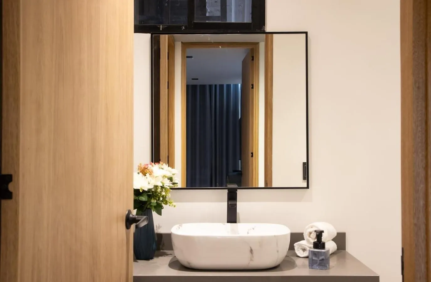 Apartment Rosa Negras Cozy Stadio Aparta-Suite Medellin